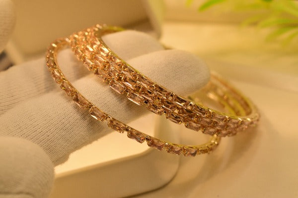 Luxury Unique Design Gold Plated Real Stones Bangle Set for Girls/Women