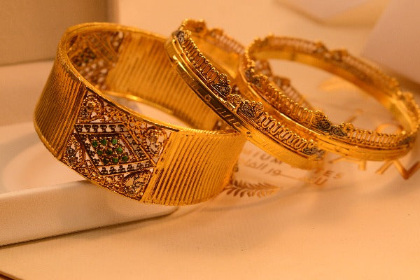 Fancy Design Gold Plated Bangles Set for Girls/Women