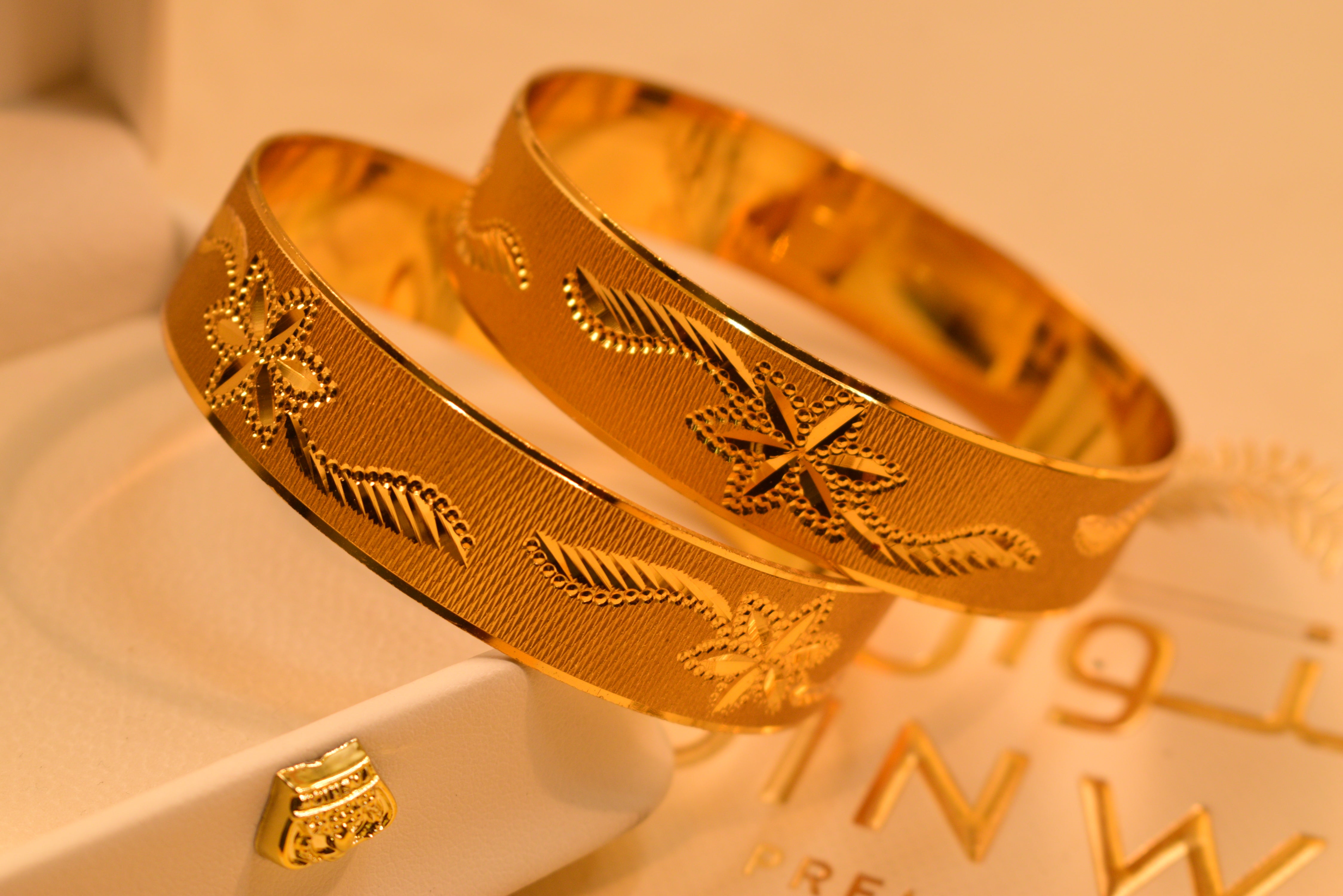 Elegant Design 24K Gold Plated 2pc Bangles Set for Girls/Women