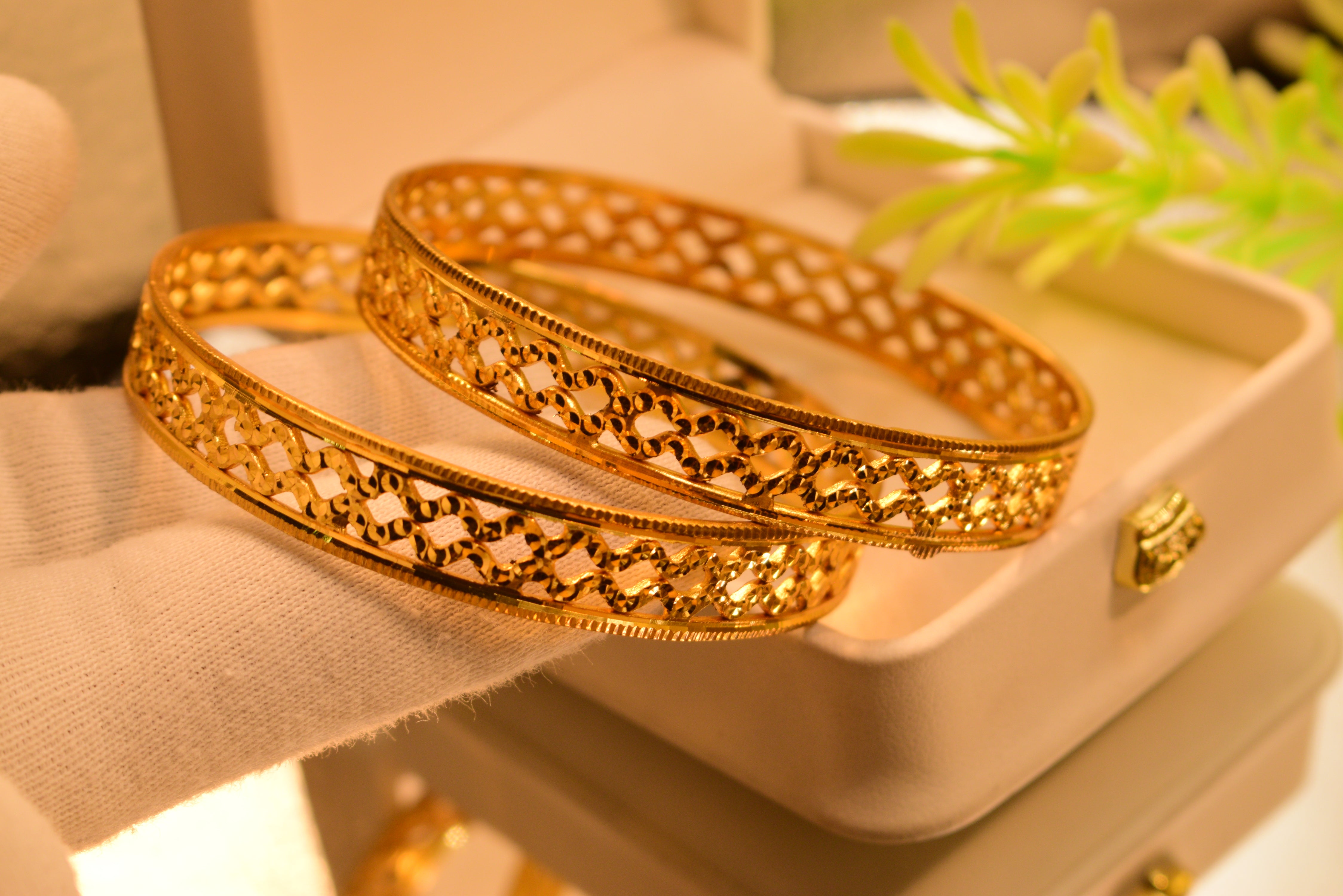 Luxury Design 24K Gold Plated 2pc Bangles Set for Girls/Women