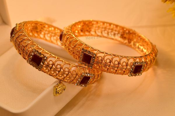 Luminous Elegant Design Gold Plated 2pc Bangles Set for Girls/Women