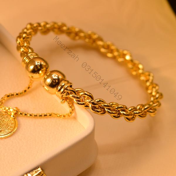 Beautiful Fancy Design Gold Plated Bangle for Girls/Women