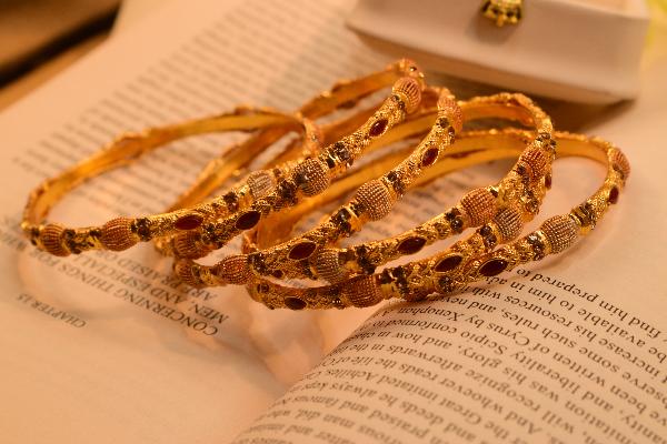 Stylish Design Real Stones Gold Plated 6pc Bangles Set for Girls/Women