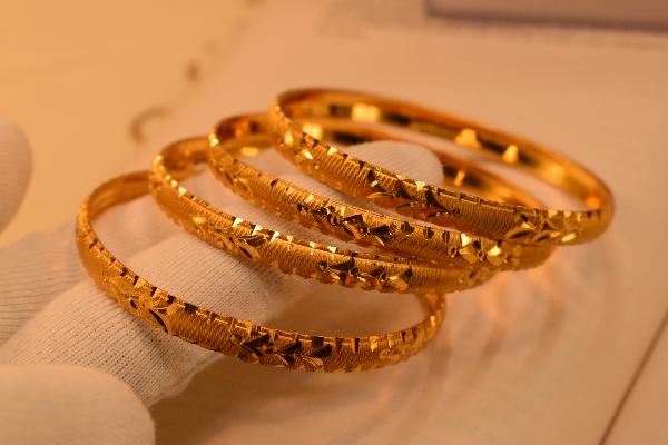 Gorgeous Unique Design Gold Plated 4pc Bangles Set for Girls/Women