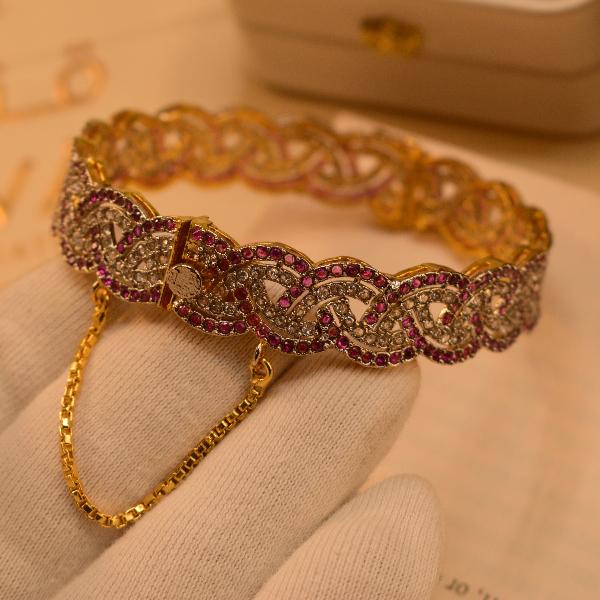 Glamorous Design Crystal Stones Gold Plated Bangle for Girls/Women