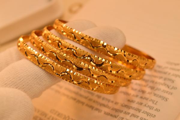 Gorgeous Unique Design Gold Plated 4pc Bangle Set for Girls/Women