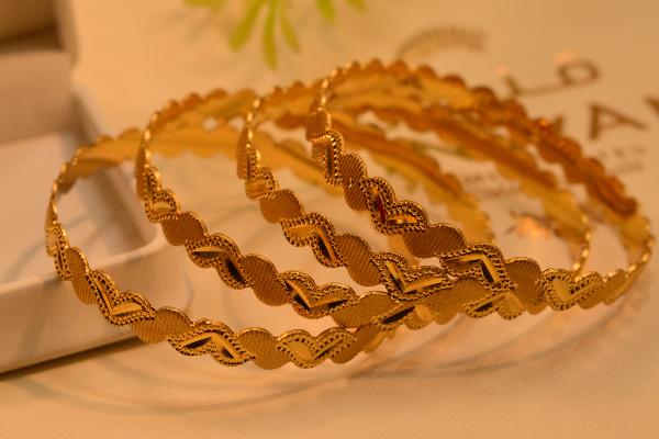 Luminous Unique Design Gold Plated 4pc Bangle Set for Girls/Women