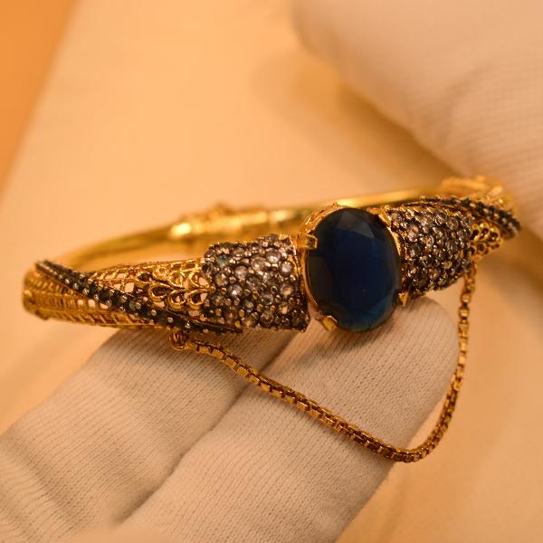 Stylish Design Gold Plated Real Stones Bangle for Girls/Women