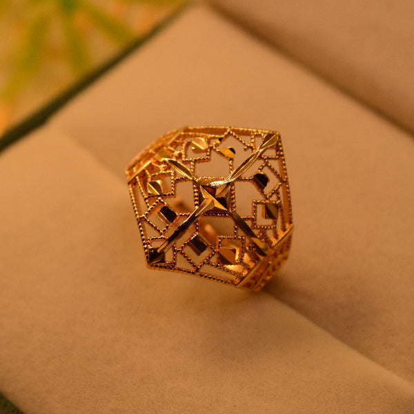 Glamorous Unique Design Gold Plated Ring For Girls/Women