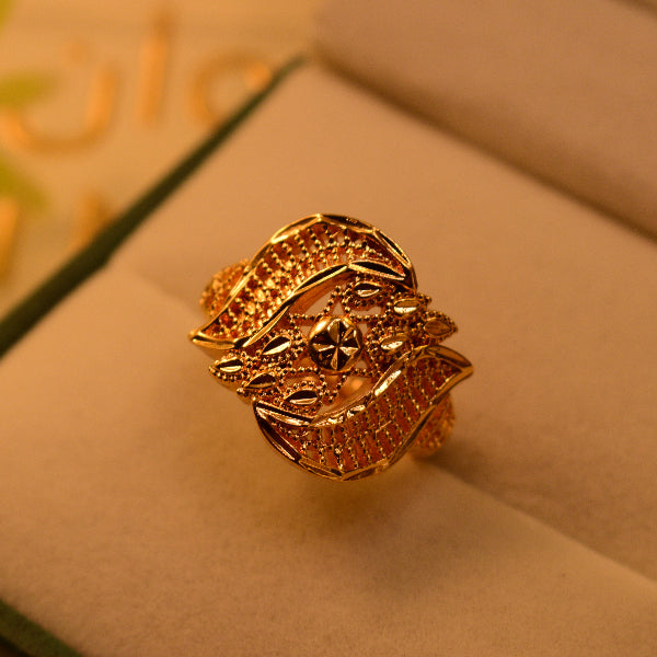 Elegant Unique Design Gold Plated Ring For Girls/Women