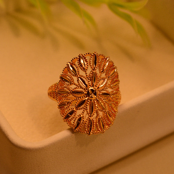 Glamorous Unique Design Gold Plated Ring For Girls/Women