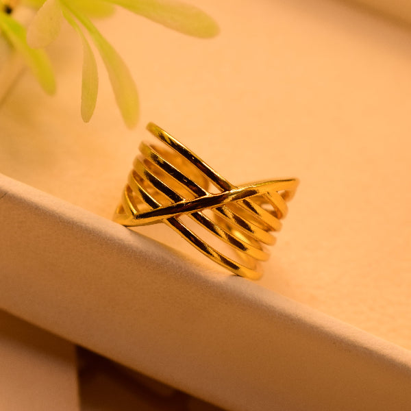 Elegant Unique Design Gold Plated Ring For Girls/Women