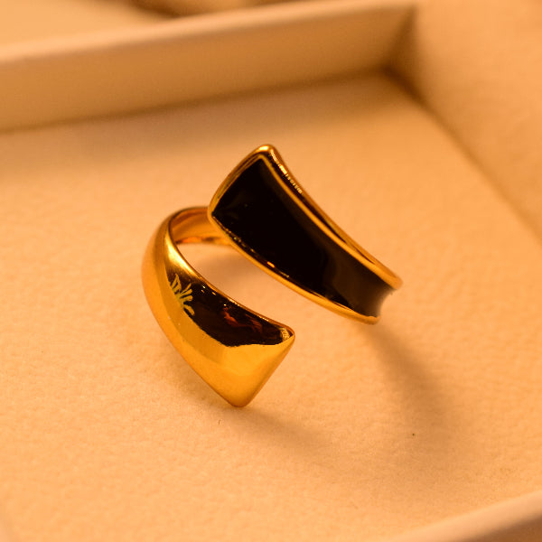 Stylish Unique Design Gold Plated Ring For Girls/Women
