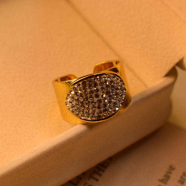Luxury Unique Design Gold Plated Crystal Stones Ring For Girls/Women