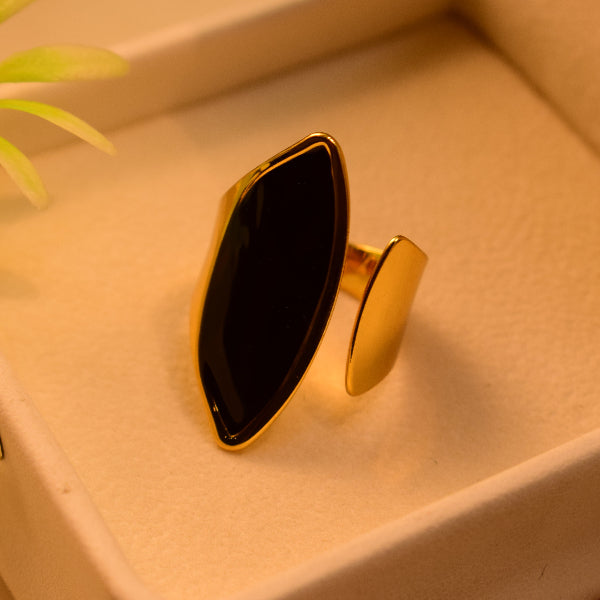 Gorgeous Unique Design Gold Plated Ring For Girls/Women