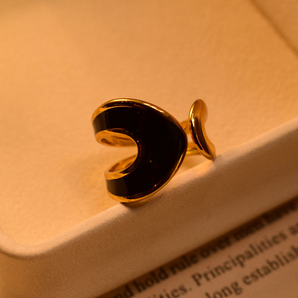 Luminous Unique Design Gold Plated Ring For Girls/Women