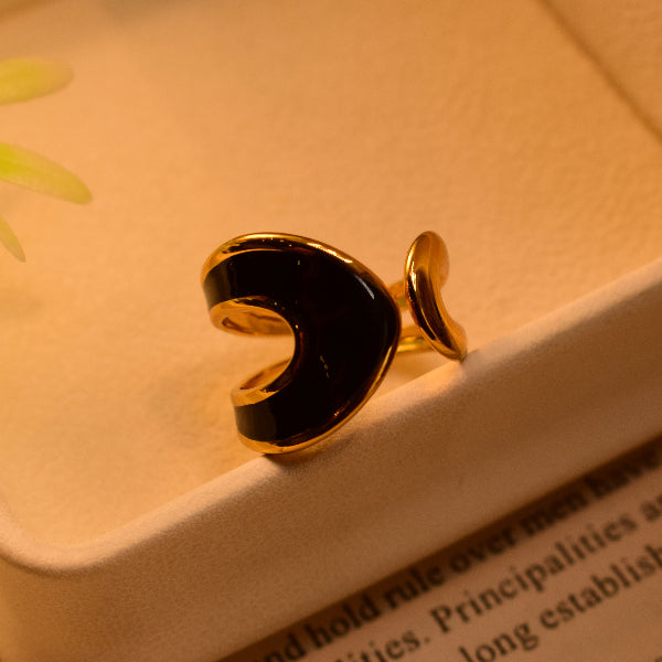Luminous Unique Design Gold Plated Ring For Girls/Women