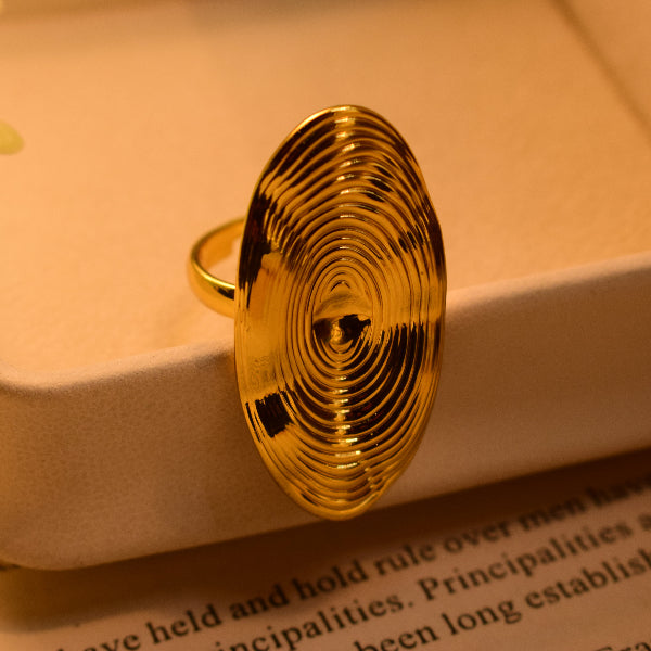 Dazzling Unique Design Gold Plated Ring For Girls/Women