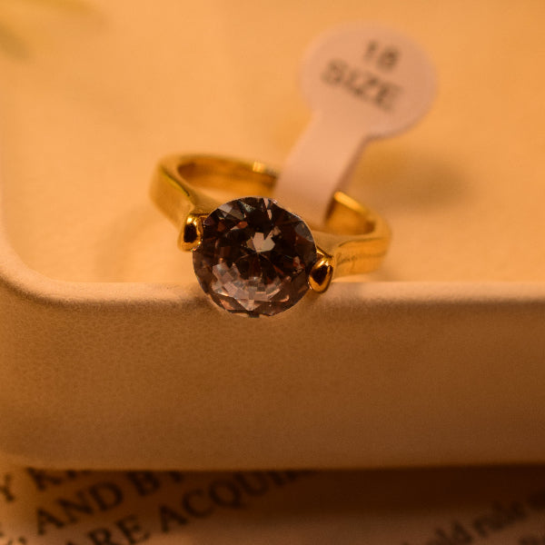 Dazzling Unique Design Gold Plated Crystal Stone Ring For Girls/Women