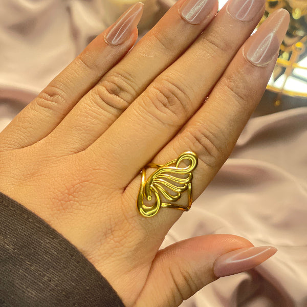 Gorgeous Unique Design Gold Plated Ring For Girls/Women