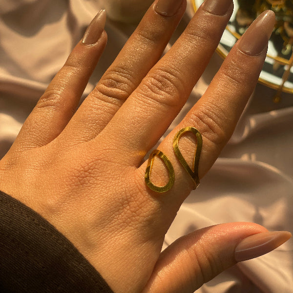 Luminous Unique Design Gold Plated Ring For Girls/Women