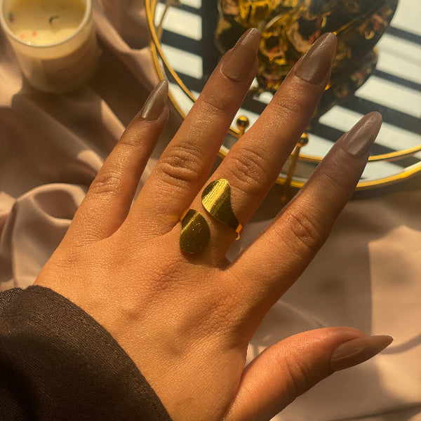 Beautiful Unique Design Gold Plated Ring For Girls/Women