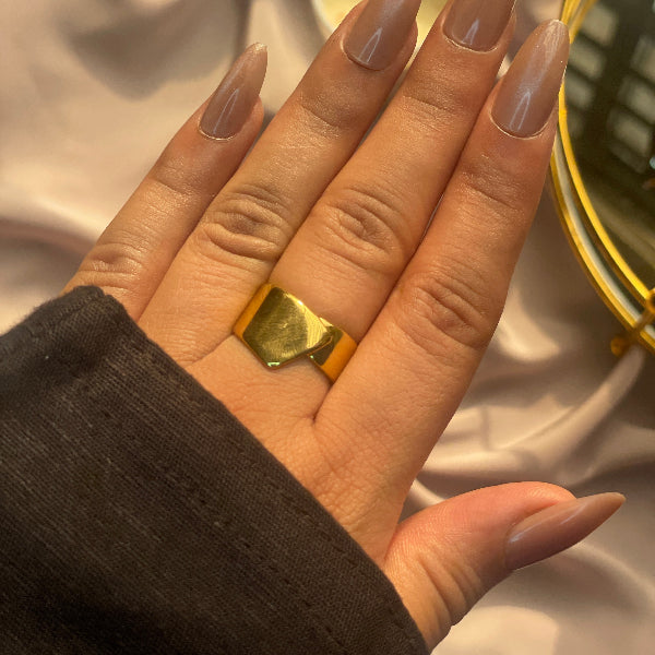 Luxury Unique Design Gold Plated Ring For Girls/Women