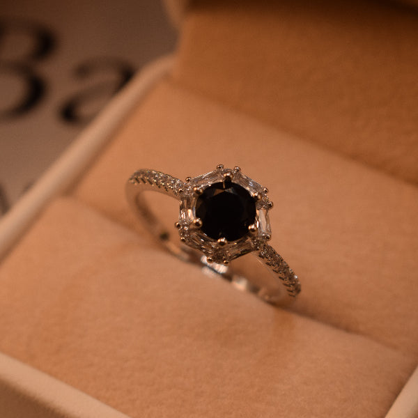 Sparkling Unique Design Silver Plated Crystal Stones Ring For Girls/Women