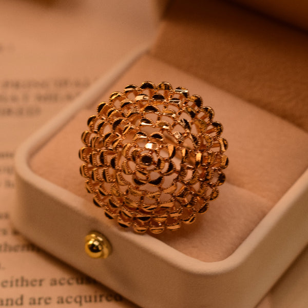 Glamorous Unique Design Gold Plated Ring For Girls/Women