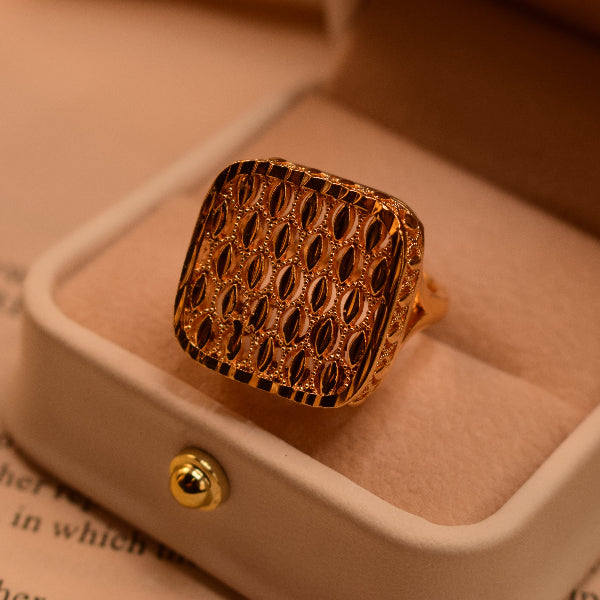 Fancy Unique Design Gold Plated Ring For Girls/Women
