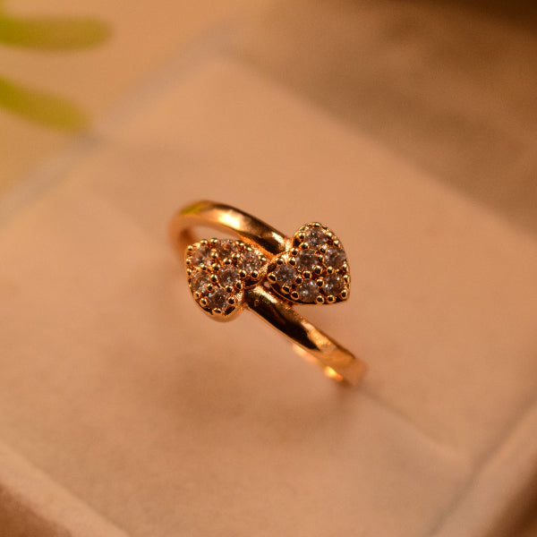 Dazzling Design Gold Plated Crystal Stones Ring For Girls/Women