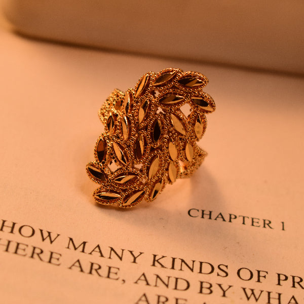 Elegant Unique Design Gold Plated Ring For Girls/Women