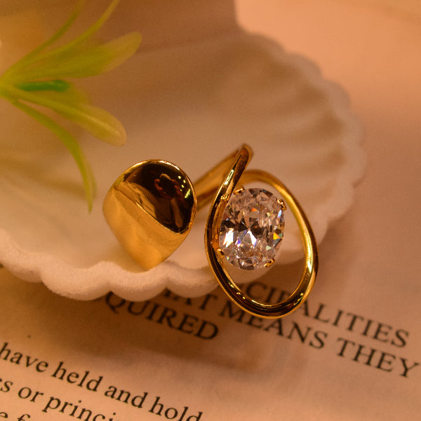 Sparkling Design Gold Plated Crystal Stone Ring For Girls/Women