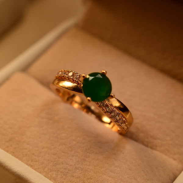 Beautiful Design Gold Plated Crystal Stones Ring For Girls/Women