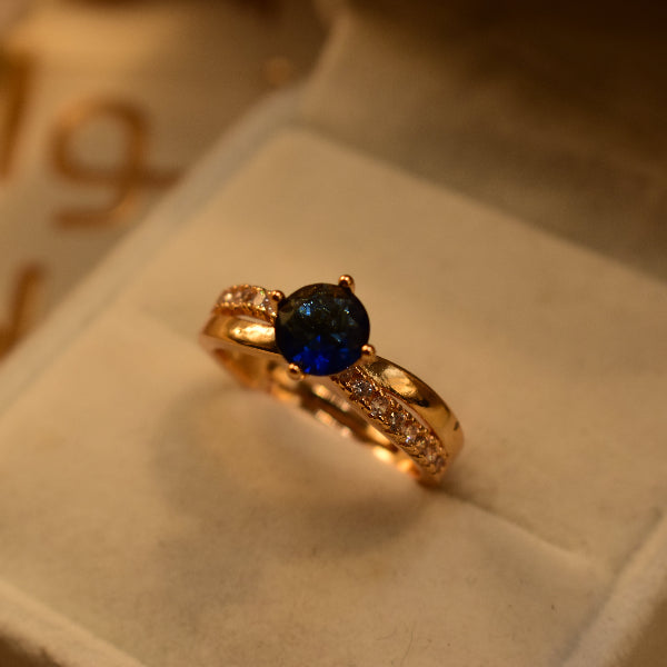 Beautiful Design Gold Plated Crystal Stones Ring For Girls/Women