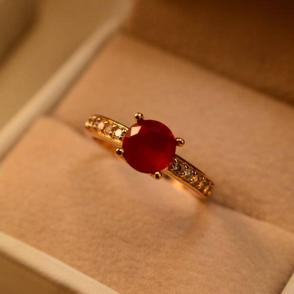 Stylish Design Gold Plated Crystal Stones Ring For Girls/Women