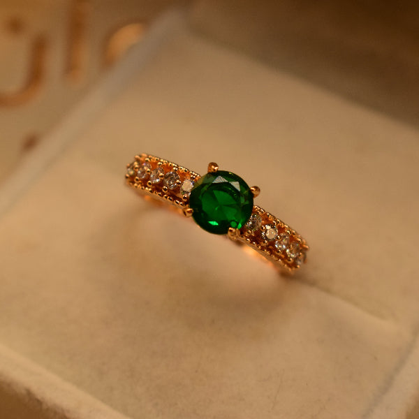 Luxury Design Gold Plated Crystal Stones Ring For Girls/Women