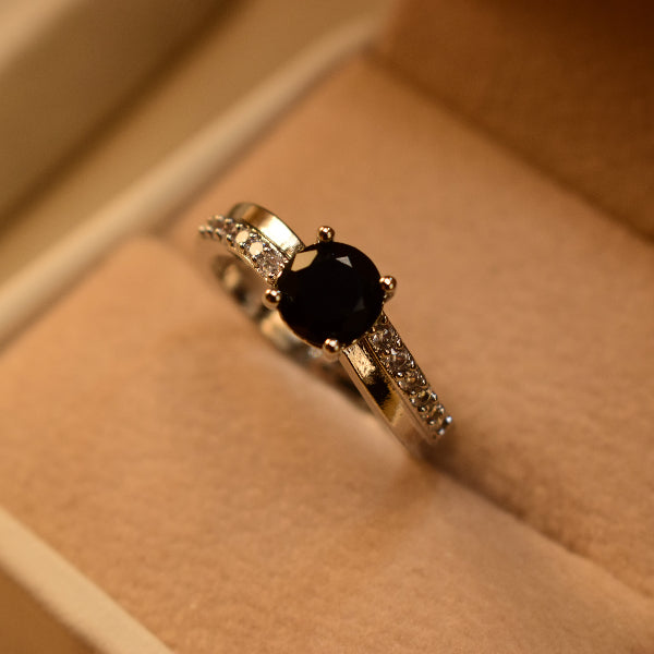 Dazzling Design Silver Plated Crystal Stones Ring For Girls/Women