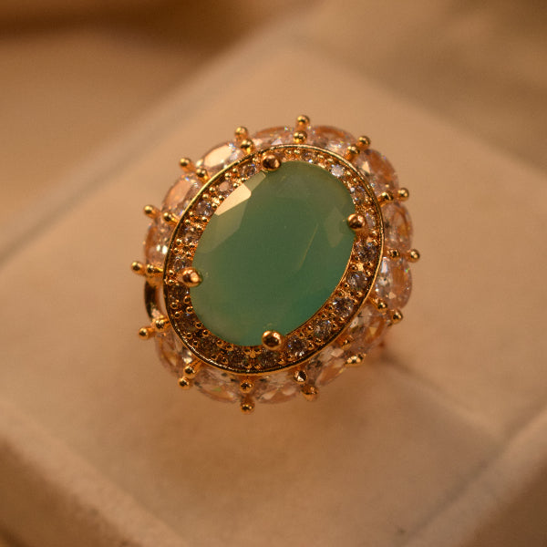 Beautiful Design Gold Plated Crystal Stones Ring For Girls/Women