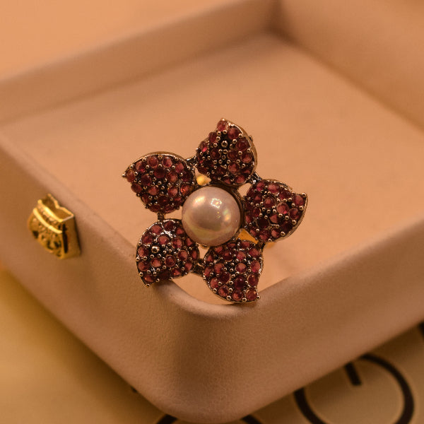 Charming Unique Design Gold Plated Crystal Stones Ring For Girls/Women