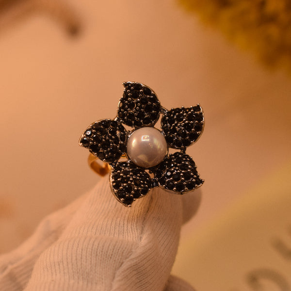 Charming Unique Design Gold Plated Crystal Stones Ring For Girls/Women