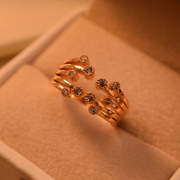 Glamorous Design Gold Plated Crystal Stones Ring For Girls/Women