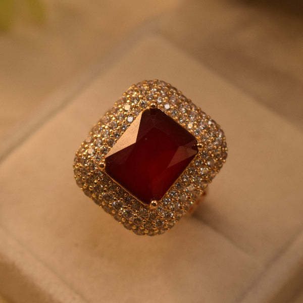 Stylish Unique Design Gold Plated Crystal Stones Ring For Girls/Women