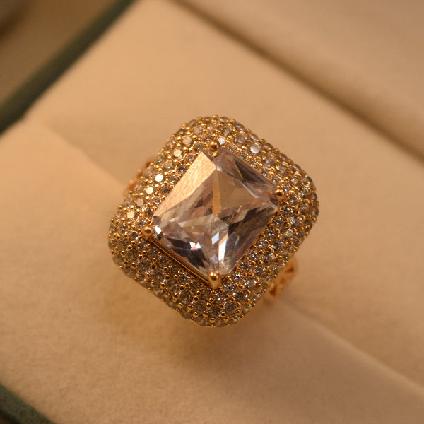 Stylish Unique Design Gold Plated Crystal Stones Ring For Girls/Women