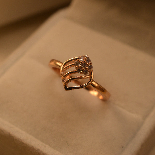 Sparkling Unique Design Gold Plated Crystal Stones Ring For Girls/Women