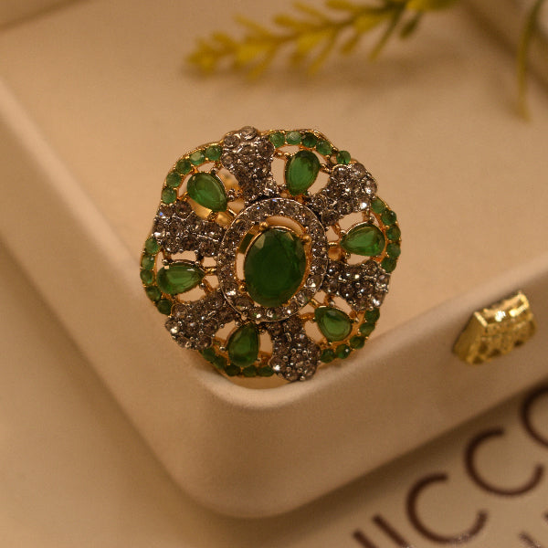 Sparkling Unique Design Gold Plated Crystal Stones Ring For Girls/Women