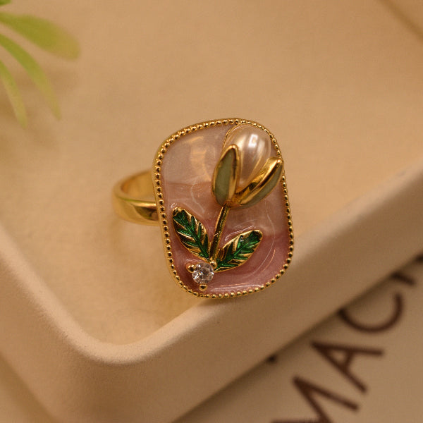 Glamorous Unique Flower Design Gold Plated Pearl Ring For Girls/Women
