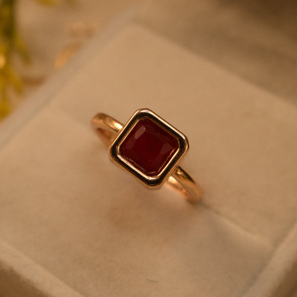 Fancy Unique Design Gold Plated Crystal Stone Ring For Girls/Women