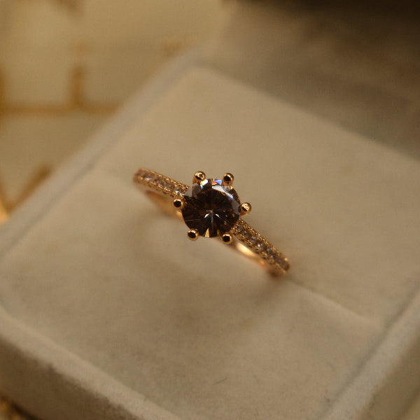 Stylish Unique Design Gold Plated Crystal Stones Ring For Girls/Women
