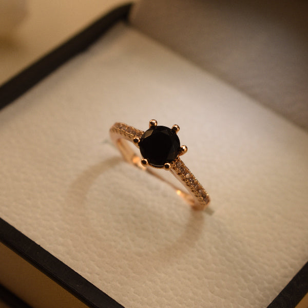 Stylish Unique Design Gold Plated Crystal Stones Ring For Girls/Women